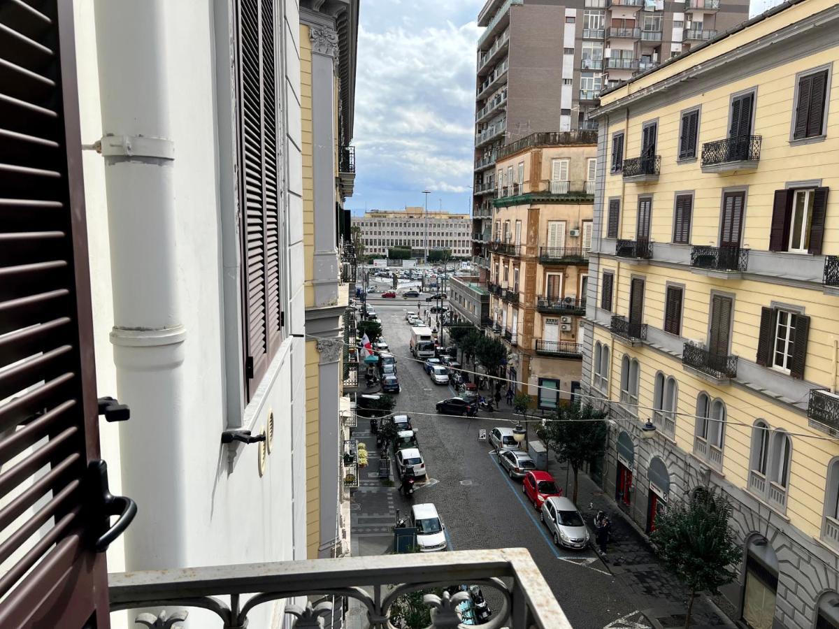 Duomo Inn Apartments เนเปิลส์ ภายนอก รูปภาพ