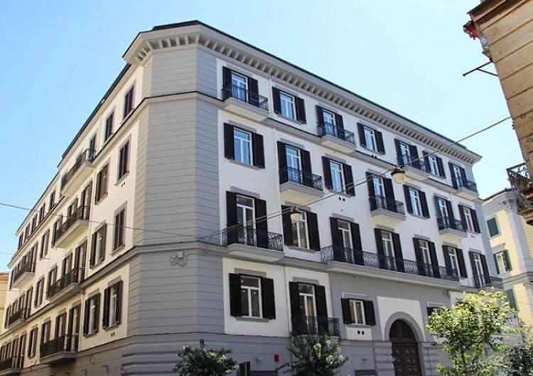 Duomo Inn Apartments เนเปิลส์ ภายนอก รูปภาพ